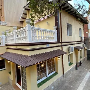 Casa Flores Del Mediterraneo Бадалона